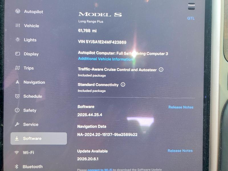 62716866 :رقم المزاد ، 5YJSA1E24MF423869 vin ، 2021 Tesla Model S مزاد بيع