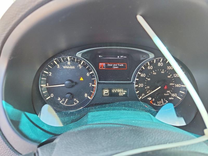 2015 Nissan Altima მანქანა იყიდება აუქციონზე, vin: 1N4AL3AP7FC581986, აუქციონის ნომერი: 60532616