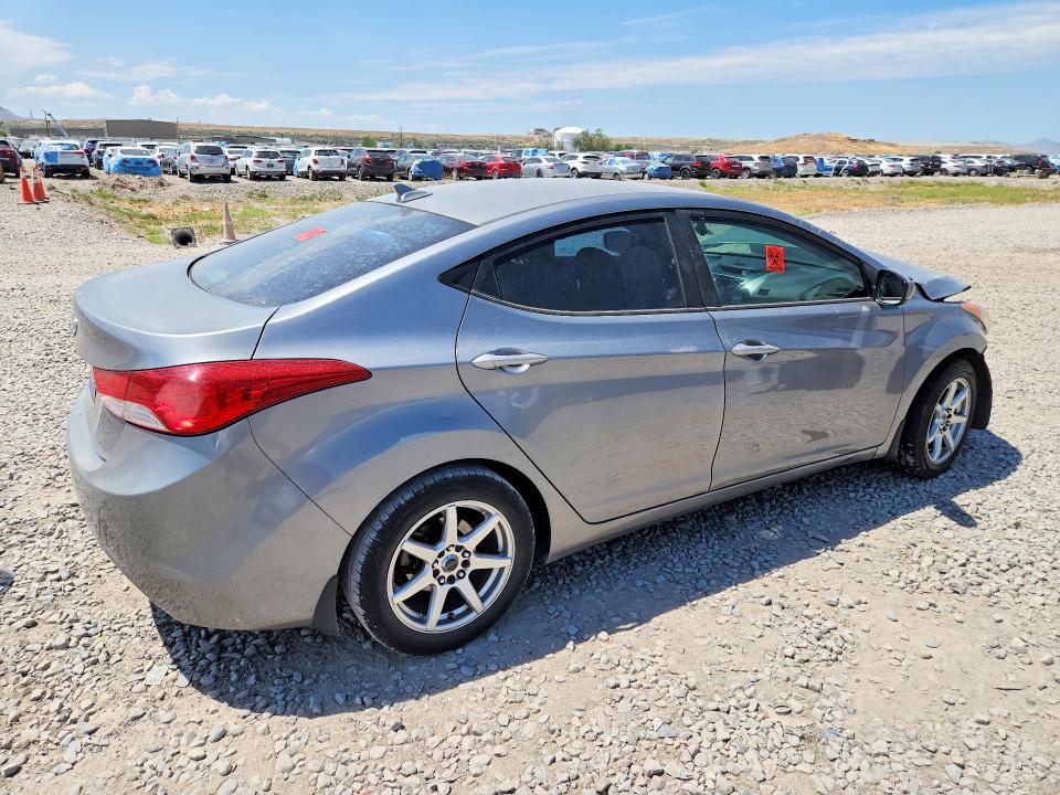 Продажа на аукционе авто 2013 Hyundai Elantra, vin: KMHDH4AE4DU972495, номер лота: 61880036