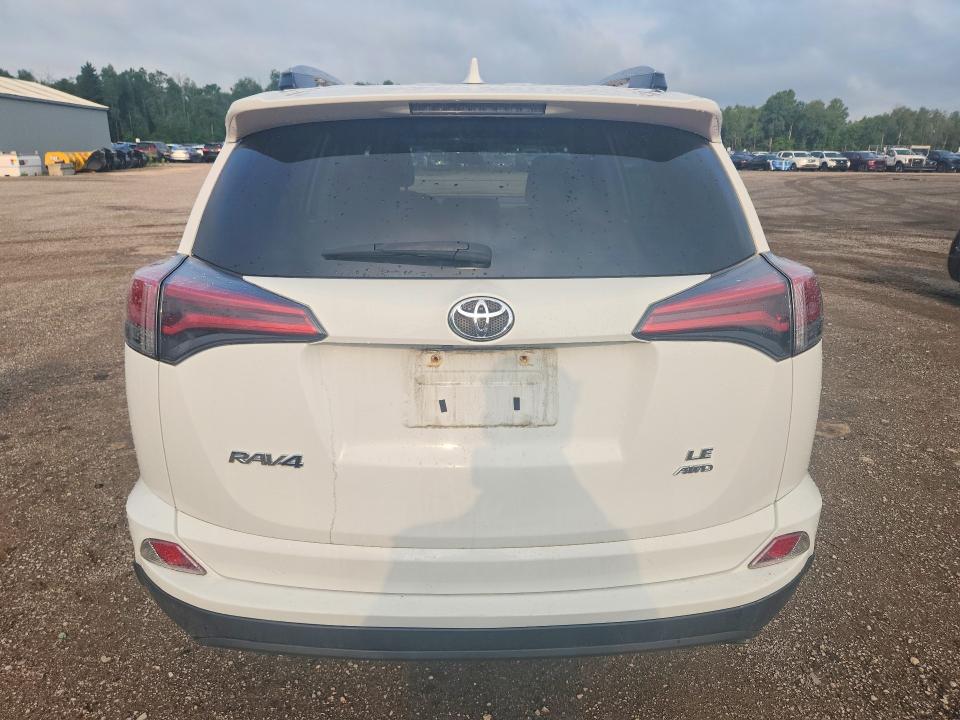 2018 Toyota Rav4 მანქანა იყიდება აუქციონზე, vin: 2T3BFREV9JW818596, აუქციონის ნომერი: 62711916