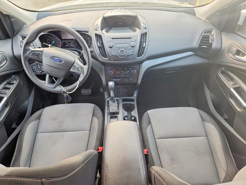 61039406 :رقم المزاد ، 1FMCU9GD8HUE10186 vin ، 2017 Ford Escape مزاد بيع