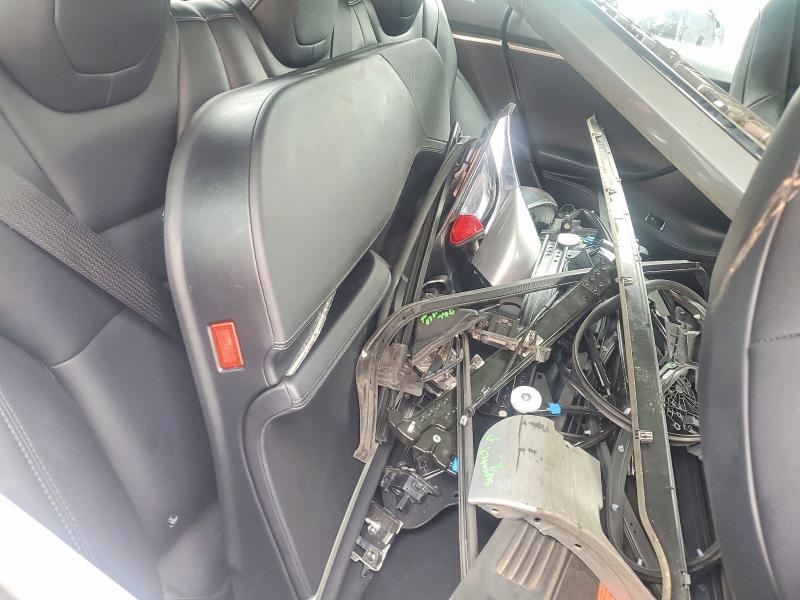2018 Tesla Model S მანქანა იყიდება აუქციონზე, vin: 5YJSA1E24JF241598, აუქციონის ნომერი: 59959266