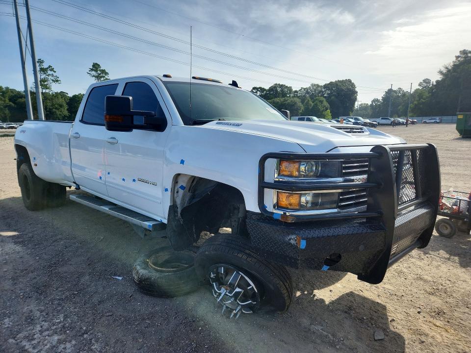 Продаж на аукціоні авто 2018 Chevrolet Silverado, vin: 1GC4KZCY0JF161786, номер лоту: 60830046