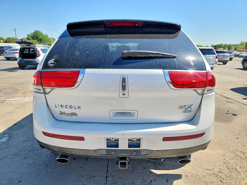 61422746 :رقم المزاد ، 2LMDJ8JK2BBJ12300 vin ، 2011 Lincoln Mkx مزاد بيع