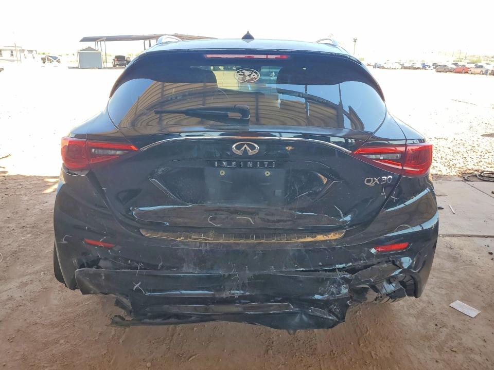 60452306 :رقم المزاد ، SJKCH5CPXJA054135 vin ، 2018 Infiniti Qx30 مزاد بيع