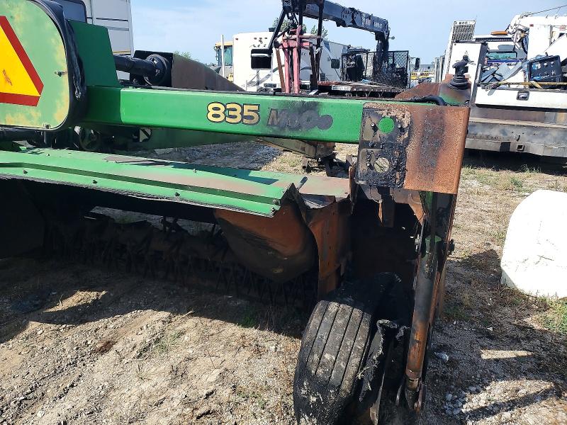 2010 John Deere 835 მანქანა იყიდება აუქციონზე, vin: E00835T362077, აუქციონის ნომერი: 58722556