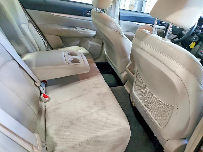 63385626 :رقم المزاد ، 4S3BMCA6XB3254317 vin ، 2011 Subaru Legacy مزاد بيع