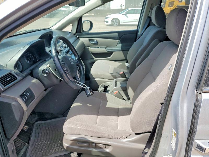 61540456 :رقم المزاد ، 5FNRL5H49GB138957 vin ، 2016 Honda Odyssey مزاد بيع