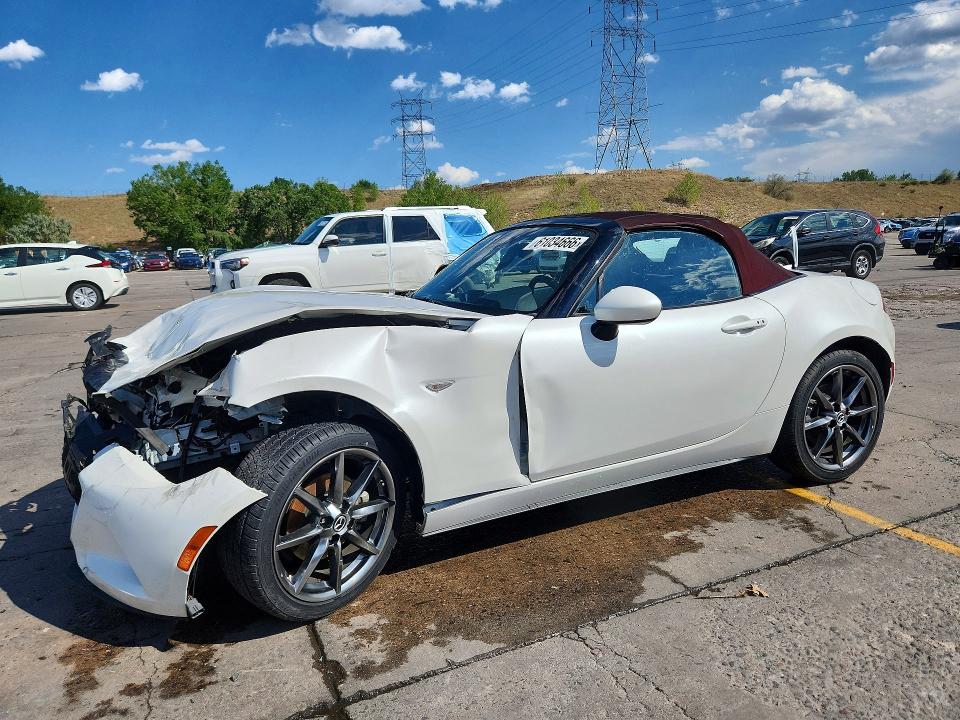 Auction sale of the 2018 Mazda Mx-5 Miata, vin: JM1NDAD74J0201764, lot number: 61034666
