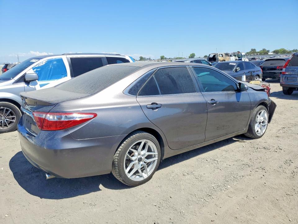 2016 Toyota Camry მანქანა იყიდება აუქციონზე, vin: 4T1BF1FK1GU244423, აუქციონის ნომერი: 61177636
