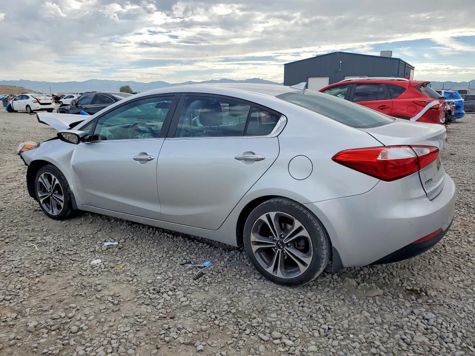 2014 Kia Forte მანქანა იყიდება აუქციონზე, vin: KNAFX4A88E5110576, აუქციონის ნომერი: 85624875