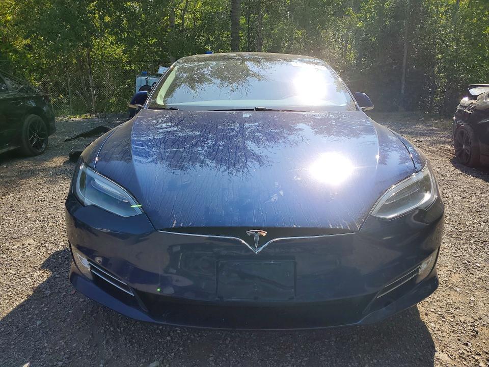 Продаж на аукціоні авто 2018 Tesla Model S, vin: 5YJSA1E23JF290694, номер лоту: 63321936