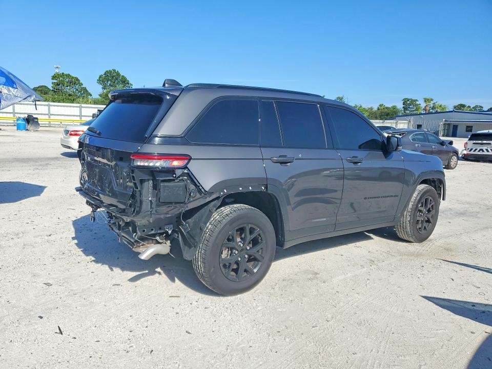 Продажа на аукционе авто 2025 Jeep Grand Cherokee, vin: 1C4RJGAG9SC290135, номер лота: 62136116