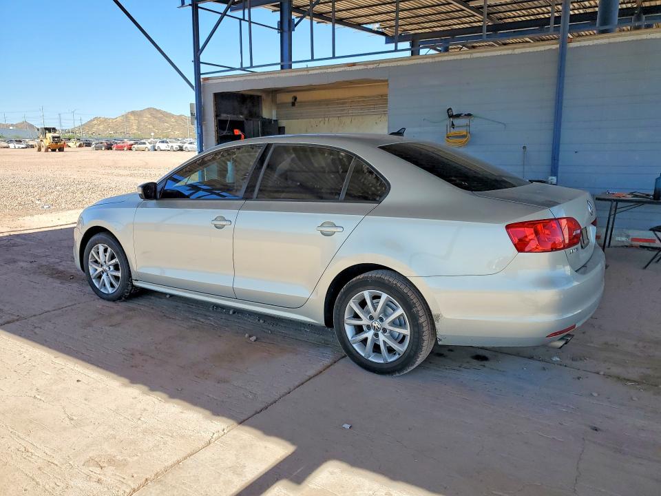 59632546 :رقم المزاد ، 3VWDZ7AJ5BM392333 vin ، 2011 Volkswagen Jetta مزاد بيع