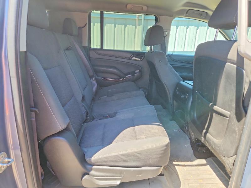 Продажа на аукционе авто 2016 Chevrolet Suburban, vin: 1GNSCGKC0GR381233, номер лота: 63236326