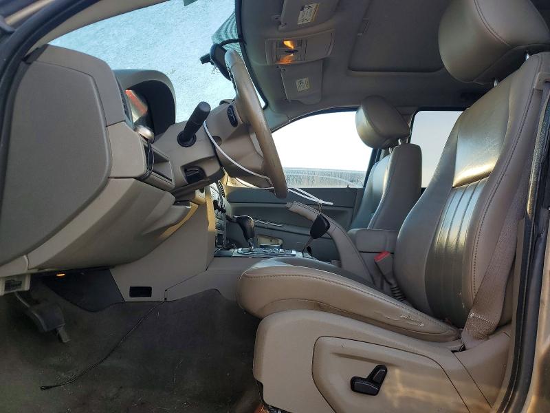 2005 Jeep Grand Cherokee მანქანა იყიდება აუქციონზე, vin: 1J4HR48N75C702767, აუქციონის ნომერი: 61663826