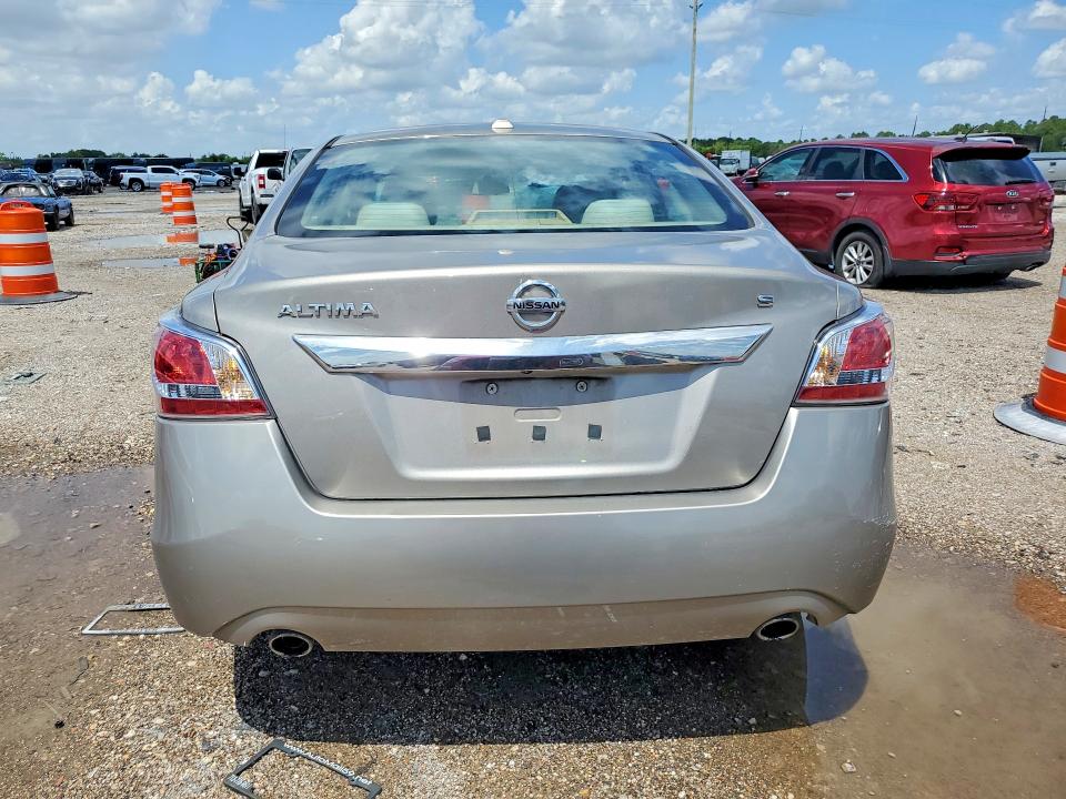 60197806 :رقم المزاد ، 1N4AL3AP2FN322326 vin ، 2015 Nissan Altima مزاد بيع