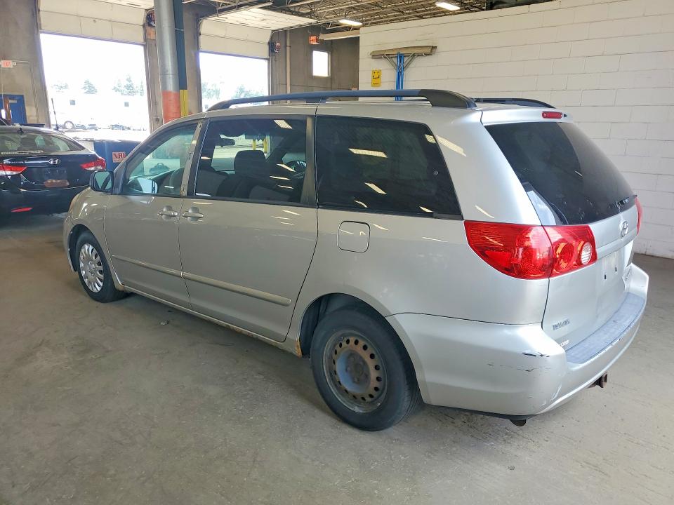 61495616 :رقم المزاد ، 5TDZK23C98S125459 vin ، 2008 Toyota Sienna مزاد بيع