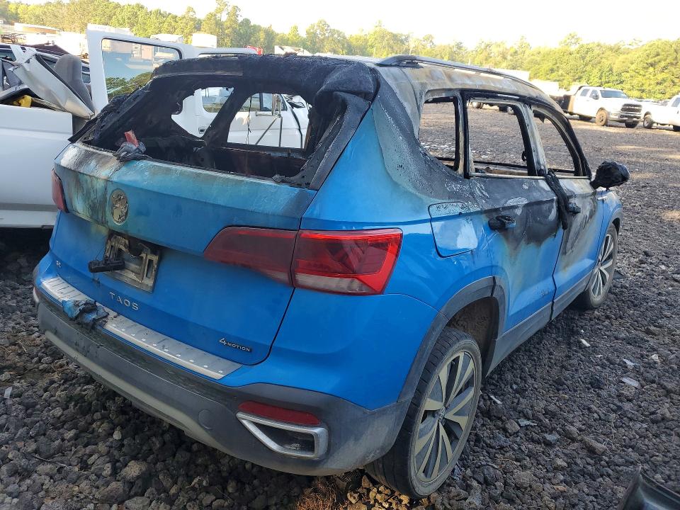 61620816 :رقم المزاد ، 3VVWX7B2XNM060905 vin ، 2022 Volkswagen Taos مزاد بيع