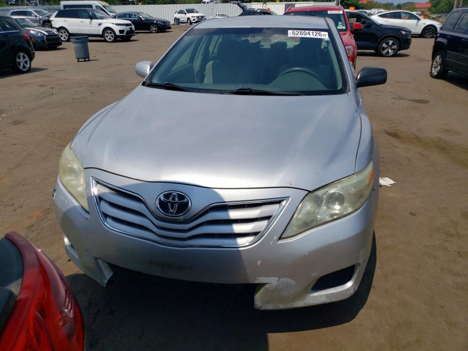 2011 Toyota Camry მანქანა იყიდება აუქციონზე, vin: 4T1BF3EK6BU704634, აუქციონის ნომერი: 62804126
