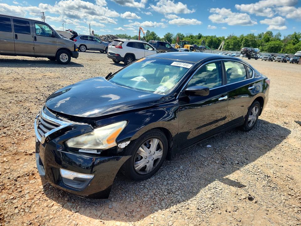 2015 Nissan Altima მანქანა იყიდება აუქციონზე, vin: 1N4AL3AP7FN304663, აუქციონის ნომერი: 60087466