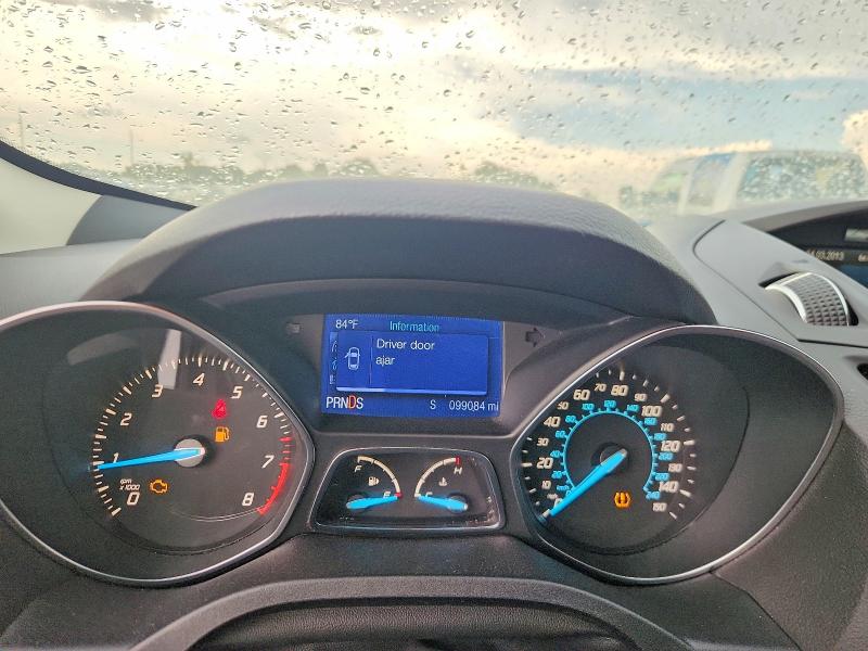 2013 Ford Escape მანქანა იყიდება აუქციონზე, vin: 1FMCU9GXXDUA82807, აუქციონის ნომერი: 60189416
