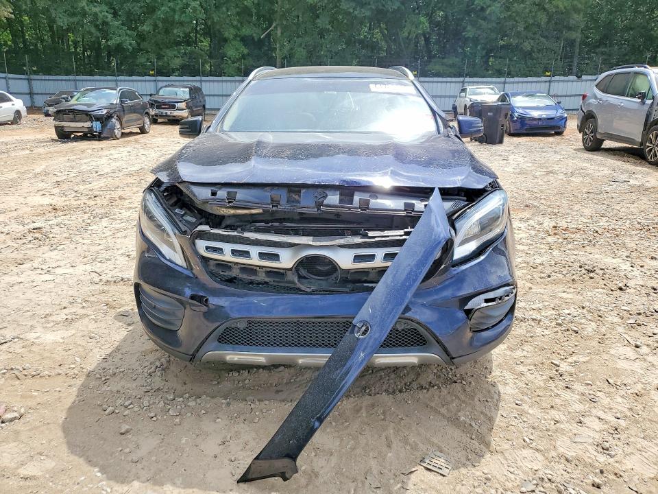 61782096 :رقم المزاد ، WDCTG4EB9JJ434689 vin ، 2018 Mercedes-benz Gla مزاد بيع