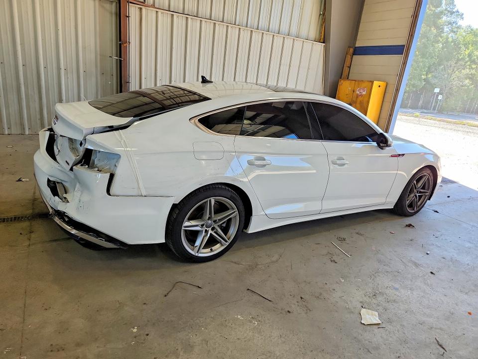 62782766 :رقم المزاد ، WAUDACF56MA016235 vin ، 2021 Audi A5 مزاد بيع