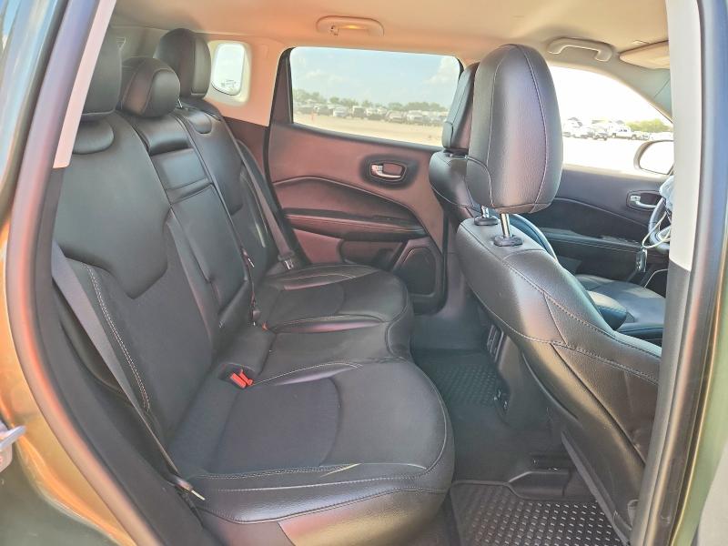60373386 :رقم المزاد ، 3C4NJDBB8KT755220 vin ، 2019 Jeep Compass مزاد بيع