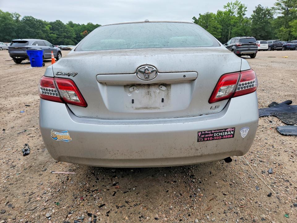 2010 Toyota Camry მანქანა იყიდება აუქციონზე, vin: 4T1BF3EK5AU061143, აუქციონის ნომერი: 61673496