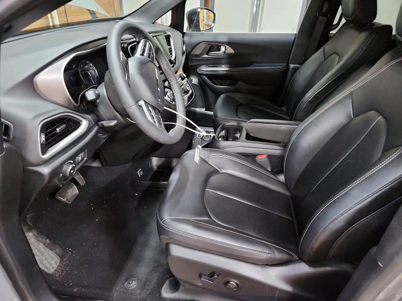 61850856 :رقم المزاد ، 2C4RC1BG6SR556501 vin ، 2025 Chrysler Pacifica مزاد بيع