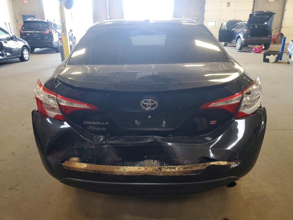 61162426 :رقم المزاد ، 5YFBURHE1EP025388 vin ، 2014 Toyota Corolla مزاد بيع