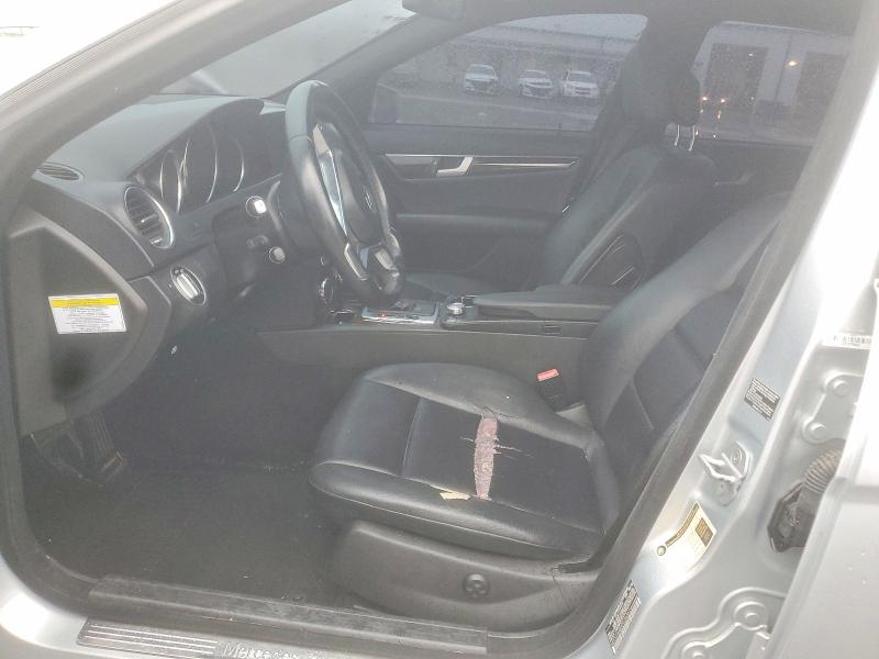 61818216 :رقم المزاد ، WDDGF8AB2DR256563 vin ، 2013 Mercedes-benz C مزاد بيع