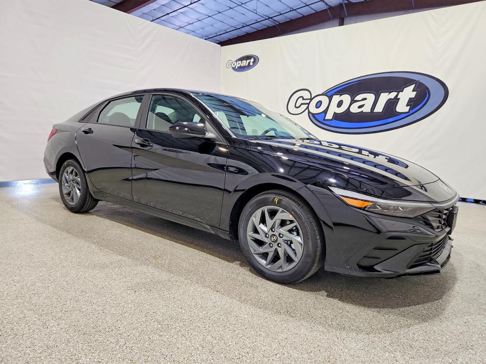 2026 Hyundai Elantra Hybrid მანქანა იყიდება აუქციონზე, vin: KMHLM4DJ5TU209321, აუქციონის ნომერი: 60135606