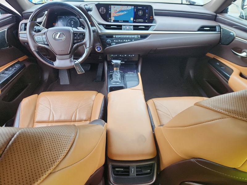 63312356 :رقم المزاد ، 58AB21B15KU004091 vin ، 2019 Lexus Es مزاد بيع