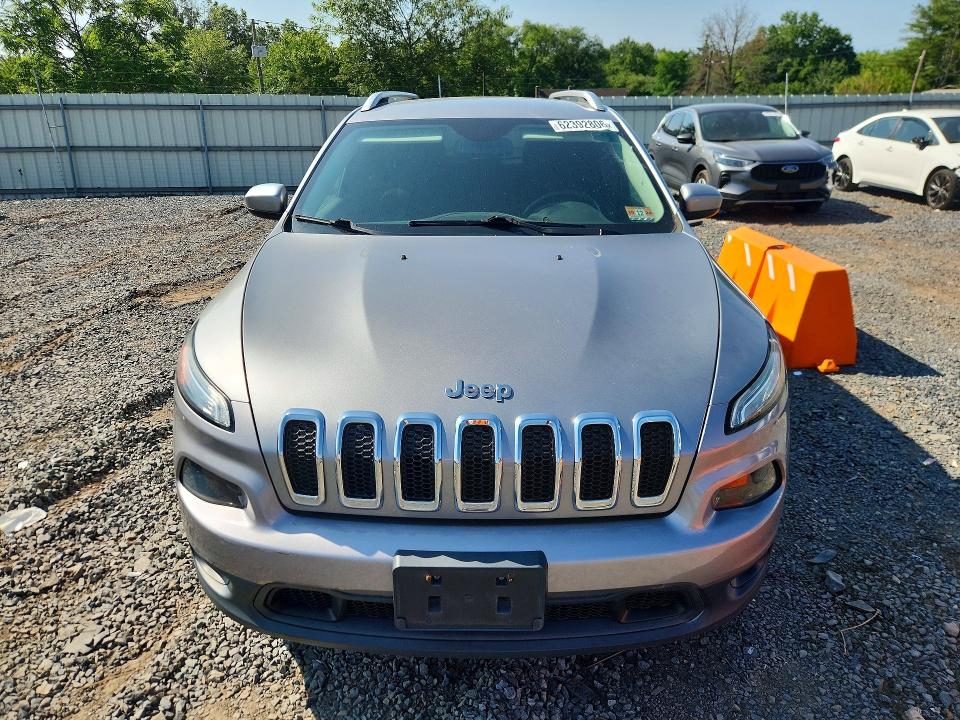 62392806 :رقم المزاد ، 1C4PJMCB3FW734542 vin ، 2015 Jeep Cherokee مزاد بيع