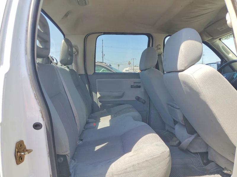 63046376 :رقم المزاد ، 1D7HE28K85S151319 vin ، 2005 Dodge Dakota مزاد بيع