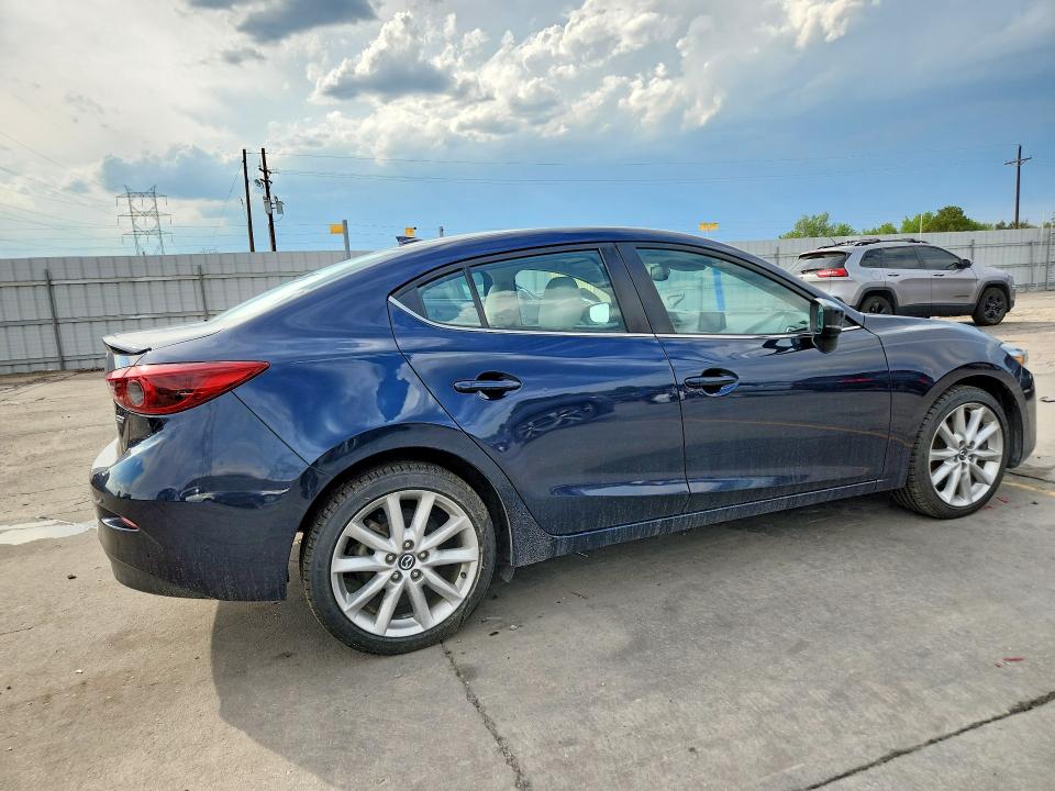 62711076 :رقم المزاد ، JM1BN1W34H1140608 vin ، 2017 Mazda 3 مزاد بيع