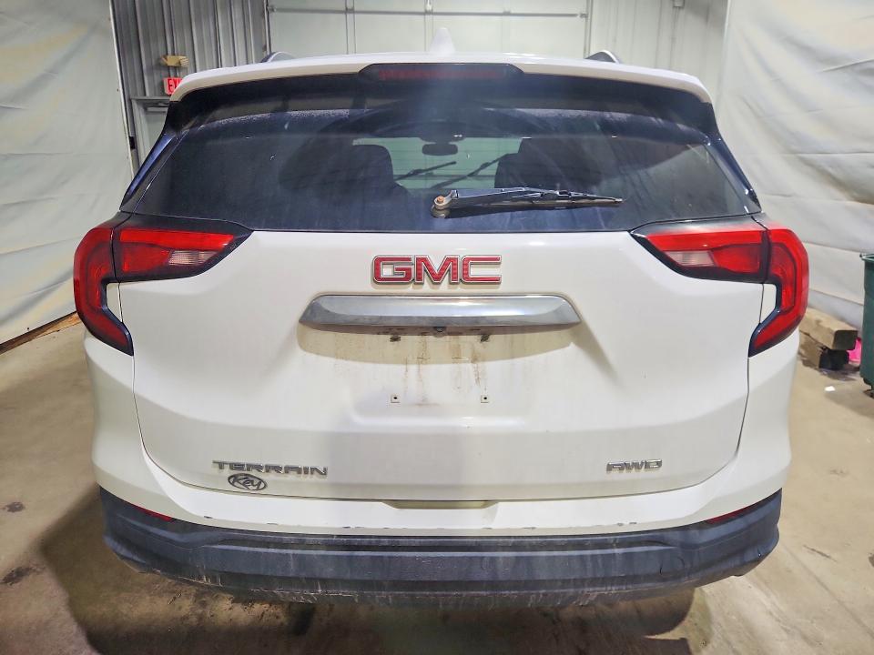 61915066 :رقم المزاد ، 3GKALTEV1JL301483 vin ، 2018 Gmc Terrain مزاد بيع