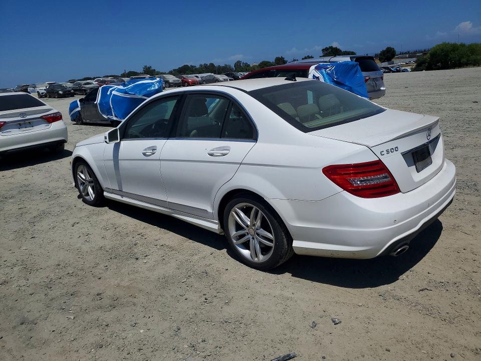 Продажа на аукционе авто 2013 Mercedes-benz C, vin: WDDGF8AB2DG147922, номер лота: 58845136