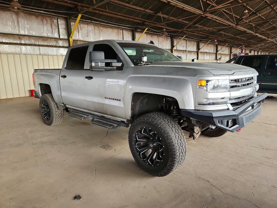 61871386 :رقم المزاد ، 3GCUKSEC8JG176074 vin ، 2018 Chevrolet Silverado مزاد بيع