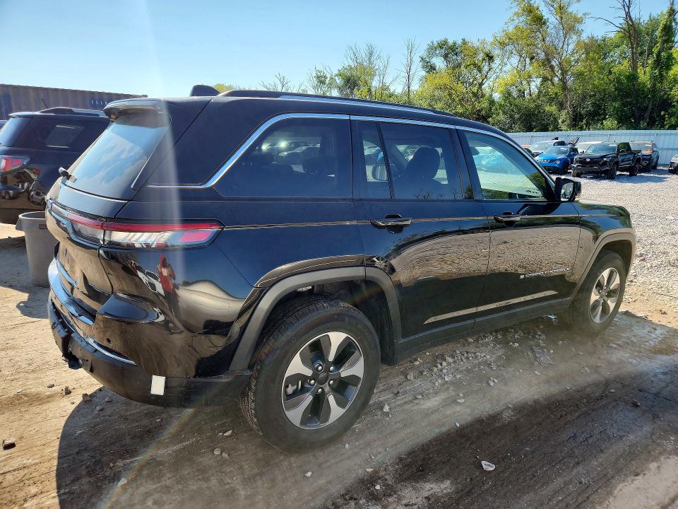Продажа на аукционе авто 2022 Jeep Grand Cherokee, vin: 1C4RJYB67N8758513, номер лота: 62866176