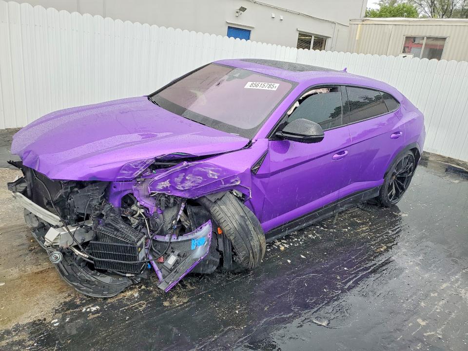 85615785 :رقم المزاد ، ZPBUA1ZL6NLA21550 vin ، 2022 Lamborghini Urus مزاد بيع