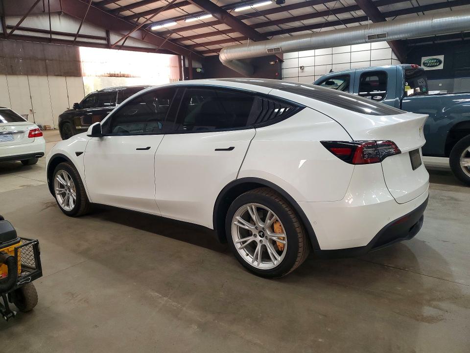 Продаж на аукціоні авто 2021 Tesla Model Y, vin: 5YJYGDEEXMF180914, номер лоту: 60773126