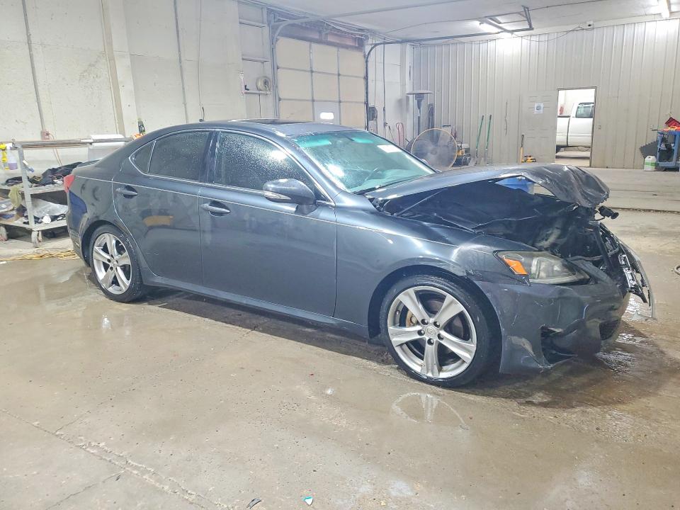 62115716 :رقم المزاد ، JTHBF5C29B5149870 vin ، 2011 Lexus Is مزاد بيع