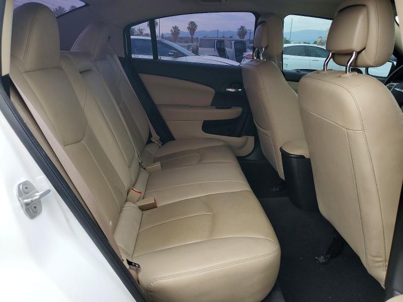 2011 Chrysler 200 მანქანა იყიდება აუქციონზე, vin: 1C3BC2FG7BN618216, აუქციონის ნომერი: 61572016