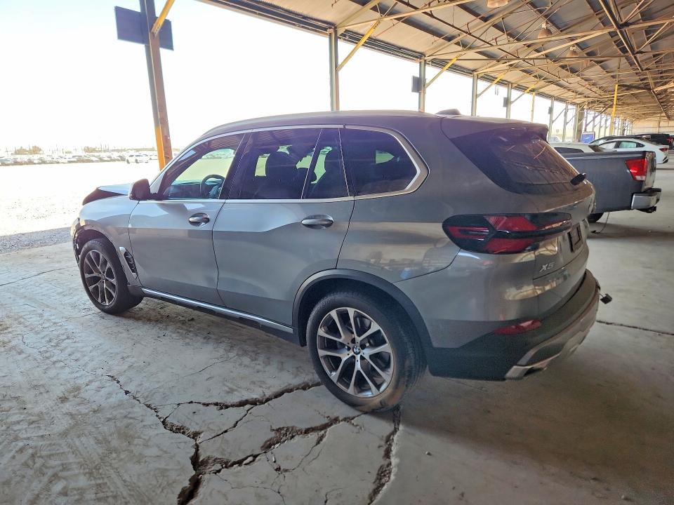 60631906 :رقم المزاد ، 5UX23EU08R9T29222 vin ، 2024 Bmw X5 مزاد بيع