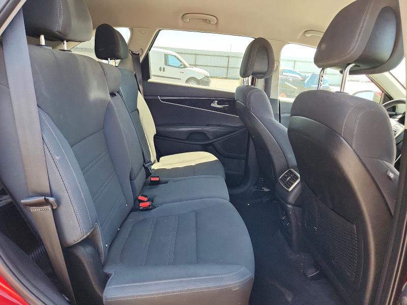Продажа на аукционе авто 2016 Kia Sorento, vin: 5XYPGDA50GG132319, номер лота: 61727606