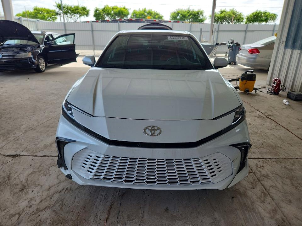60392276 :رقم المزاد ، 4T1DAACK1SU042590 vin ، 2025 Toyota Camry مزاد بيع