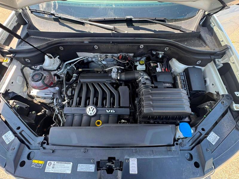 61205436 :رقم المزاد ، 1V2RR2CA3KC579496 vin ، 2019 Volkswagen Atlas مزاد بيع
